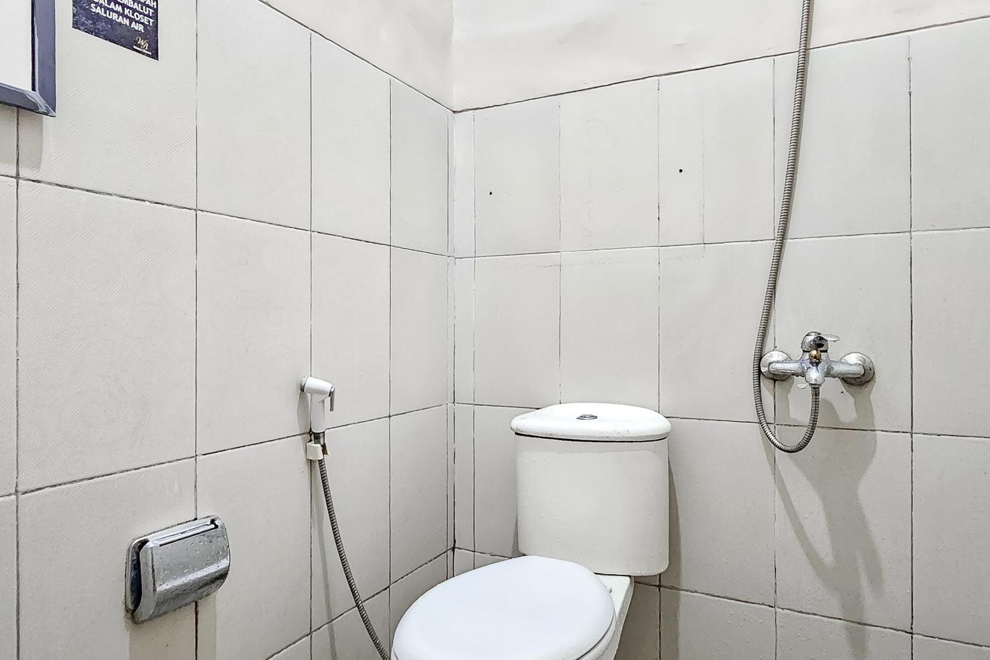 Wisma Brata Mitra Reddoorz Sukabumi Eksteriør billede
